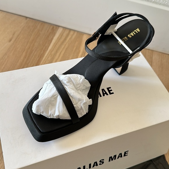 NEW Alias Mae Kelsey in Black size 40 - Picture 3 of 9